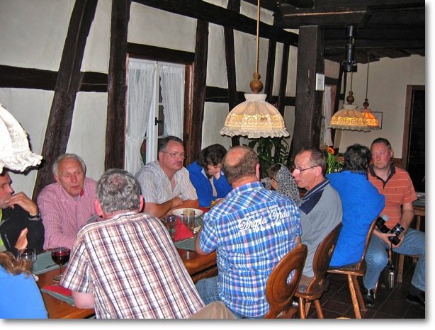 Busreis-fischertechnikclub-2011-018 - Diner in hotel Waldgericht. Complimenten voor de kok! Iedereen was zeer tevreden over de lekkere gerechten.